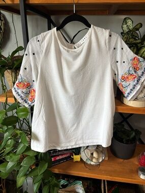 THML Embroidered Sleeve Boho White Top | Small